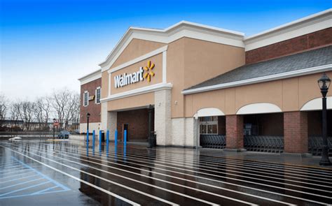 Walmart howell - The retail behemoth’s Neighborhood Market concepts are typically much smaller than Supercenters and operate more like traditional grocery stores, with fewer products and reduced footprints meant to keep costs down. Meanwhile, about six miles north, the Walmart Supercenter on Howell Mill Road will permanently close, the …